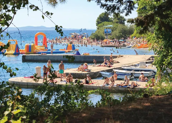 Pavlinka Bb Iv * Posedarje